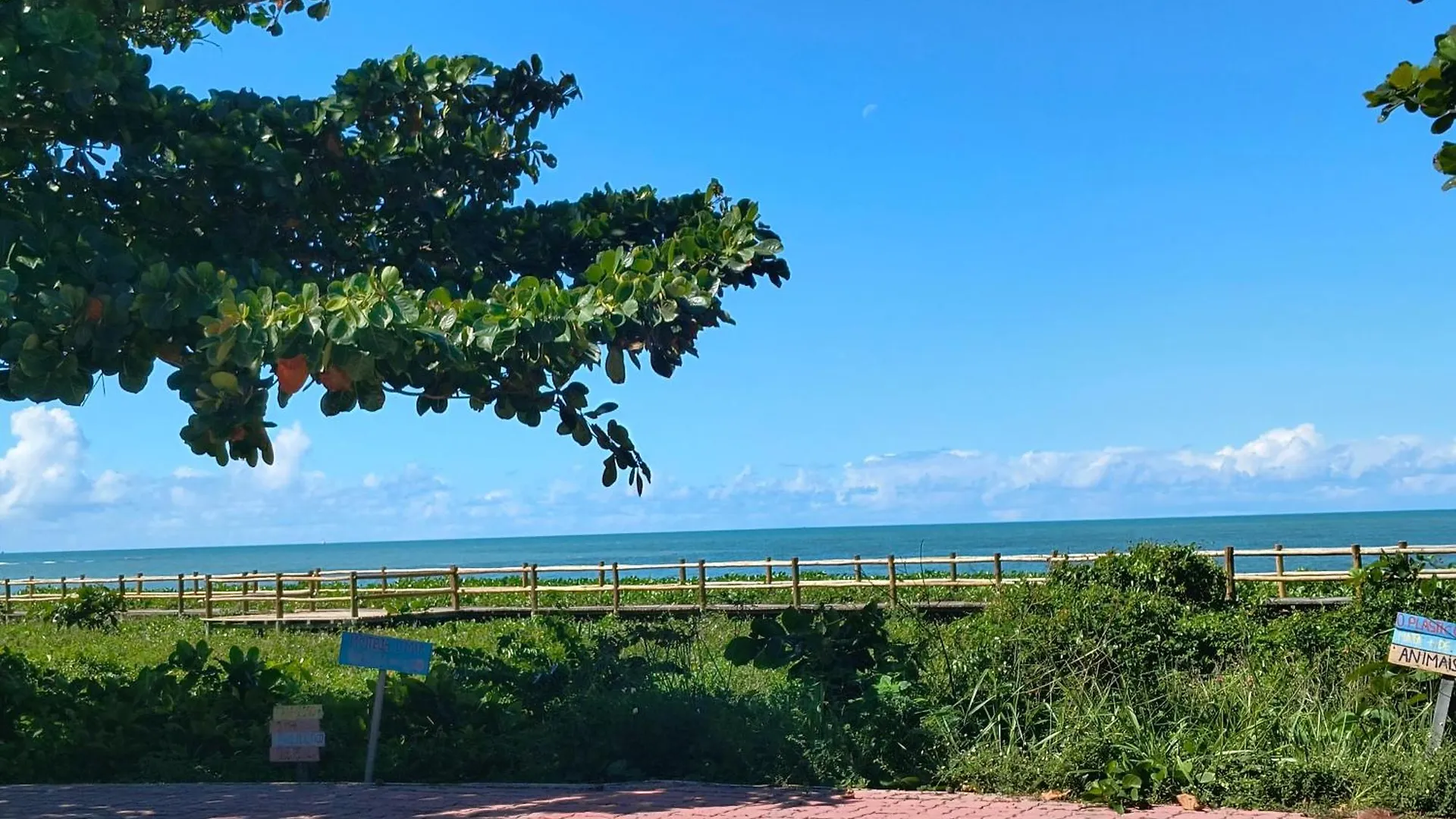 アパート Apartamento 3 Quartos Duplex Na Praia Taperapuan, 400 Metros Da Praia ポルトセグロ